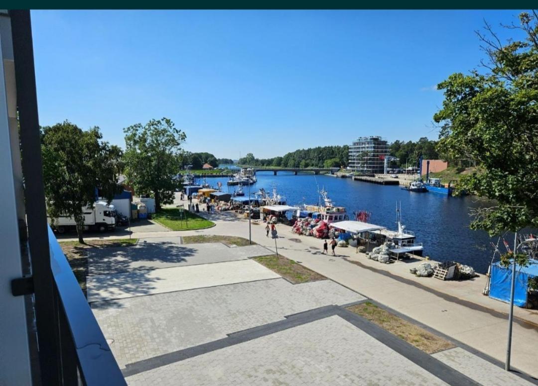 Apartament Z Widokiem Na Morze I Port Мжежино Екстериор снимка